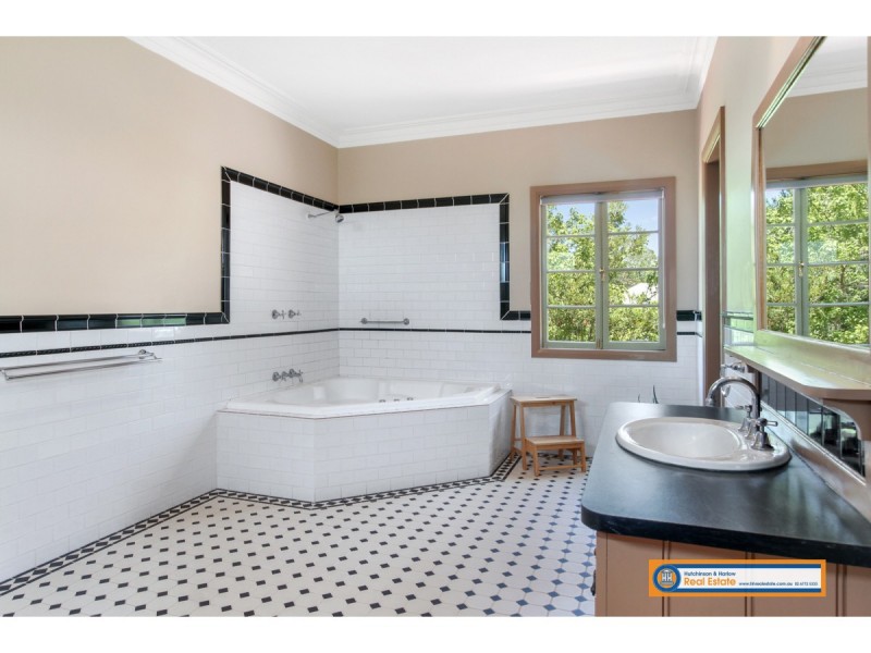 86 Mann Street, Armidale NSW 2350