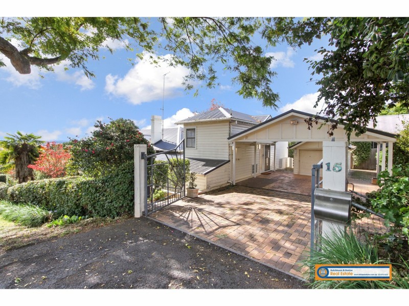 15 Garibaldi Street, Armidale NSW 2350