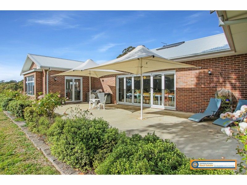102 Uralla Road, Armidale NSW 2350 Hutchinson & Harlow Real Estate