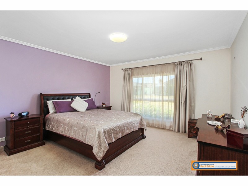 8 Mason Crescent, Armidale NSW 2350