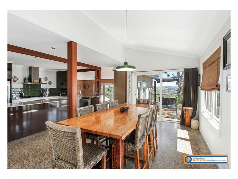 6 Amber Close, Armidale NSW 2350