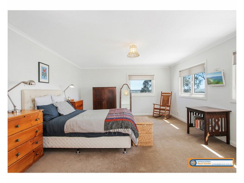 6 Amber Close, Armidale NSW 2350