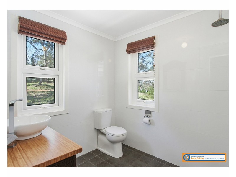 6 Amber Close, Armidale NSW 2350