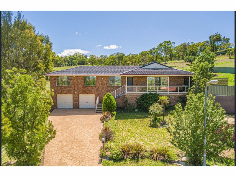 1 David Crescent, Armidale NSW 2350