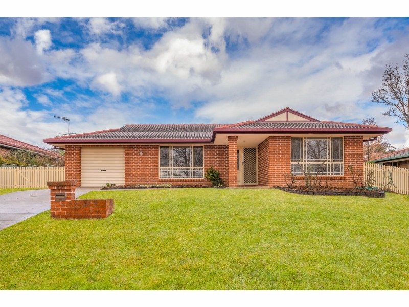 113 Fittler Close, Armidale NSW 2350