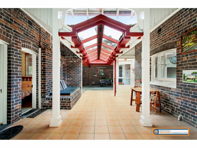 2a Reginald Avenue, Armidale NSW 2350