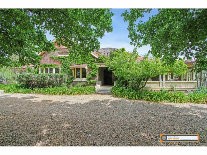 2a Reginald Avenue, Armidale NSW 2350