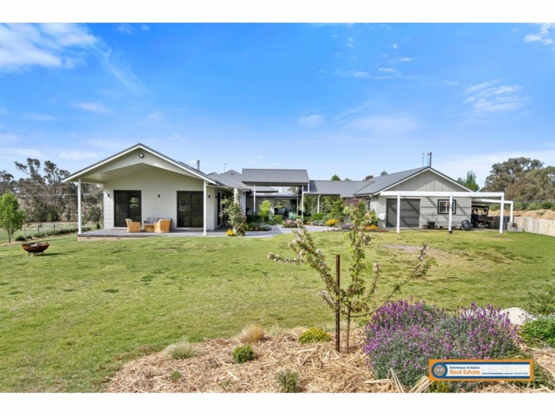 285 Cookes Road, Armidale NSW 2350
