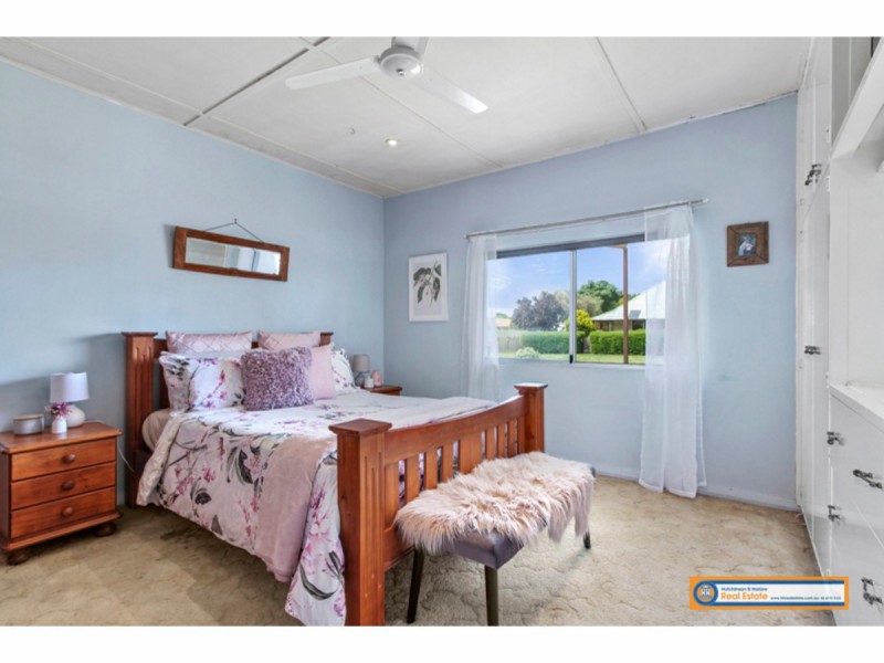 25 Tancredi Street, Armidale NSW 2350