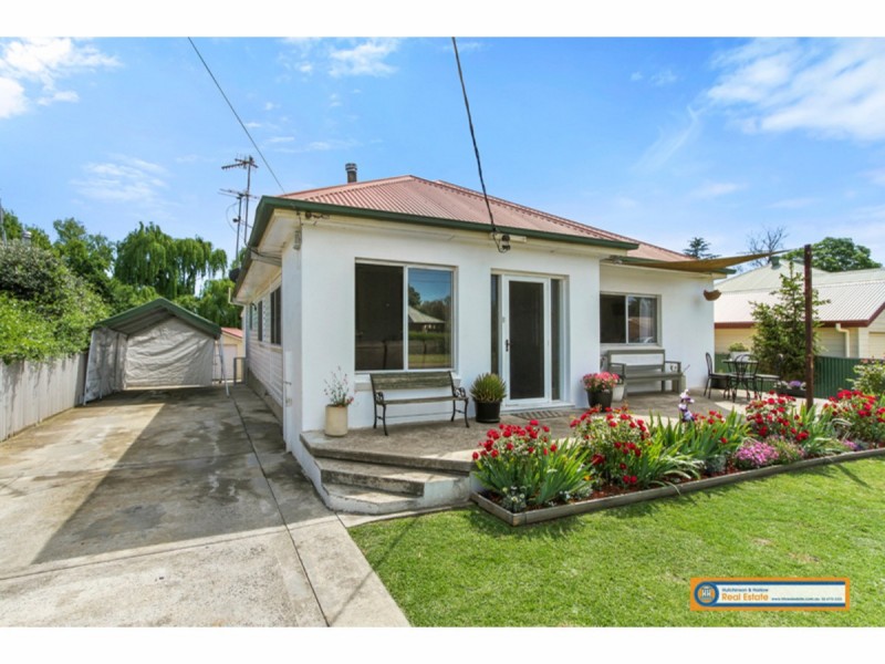 25 Tancredi Street, Armidale NSW 2350