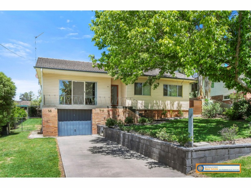 14 Johnson Avenue, Armidale NSW 2350