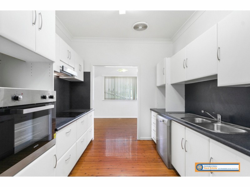 14 Johnson Avenue, Armidale NSW 2350