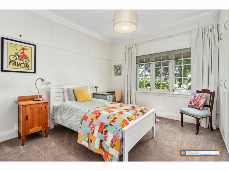 142 Mossman Street, Armidale NSW 2350