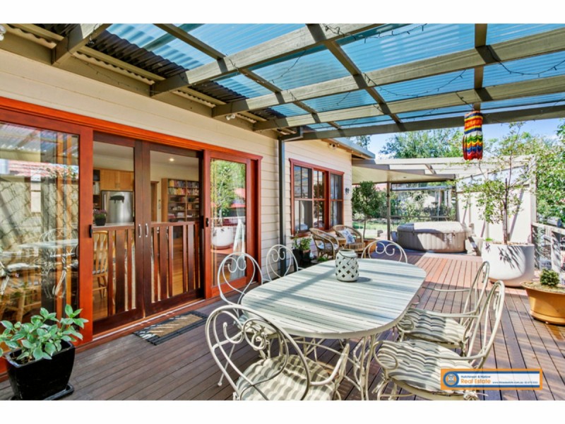 142 Mossman Street, Armidale NSW 2350