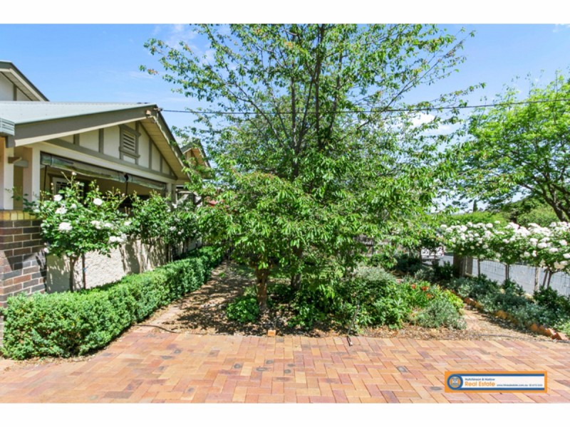 142 Mossman Street, Armidale NSW 2350