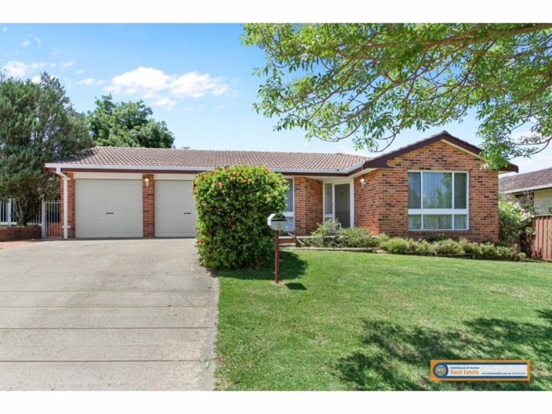 3 Anton Close, Armidale NSW 2350