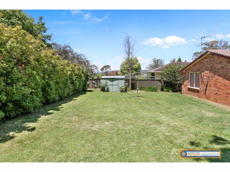 3 Anton Close, Armidale NSW 2350