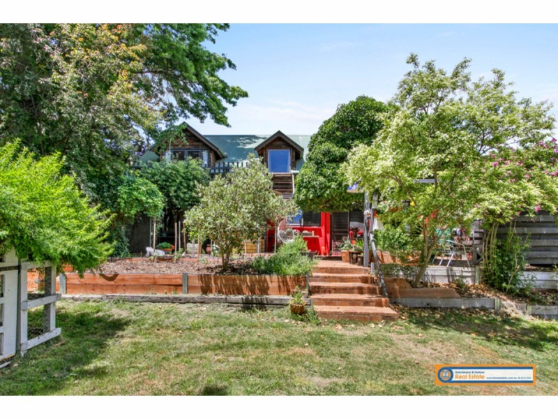 56a Markham Street, Armidale NSW 2350