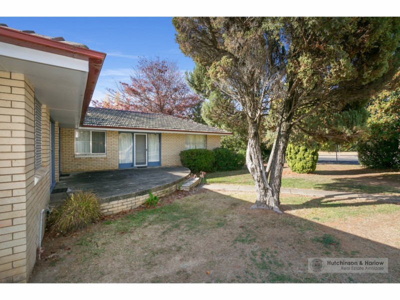 79 Queen Elizabeth Drive, Armidale NSW 2350