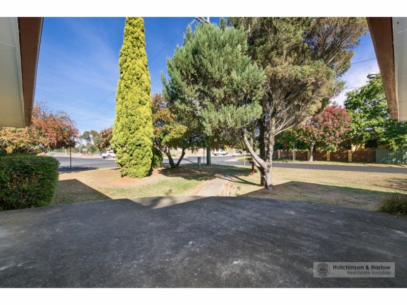 79 Queen Elizabeth Drive, Armidale NSW 2350