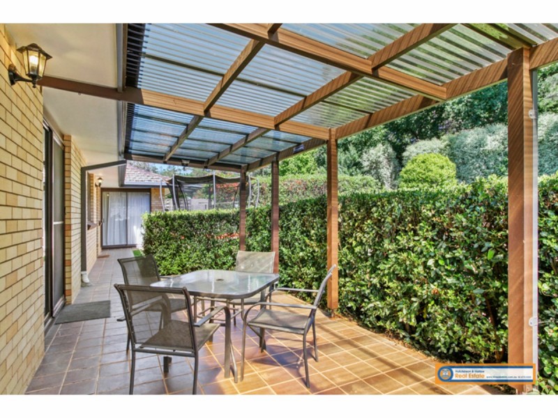 17 Campion Parade, Armidale NSW 2350