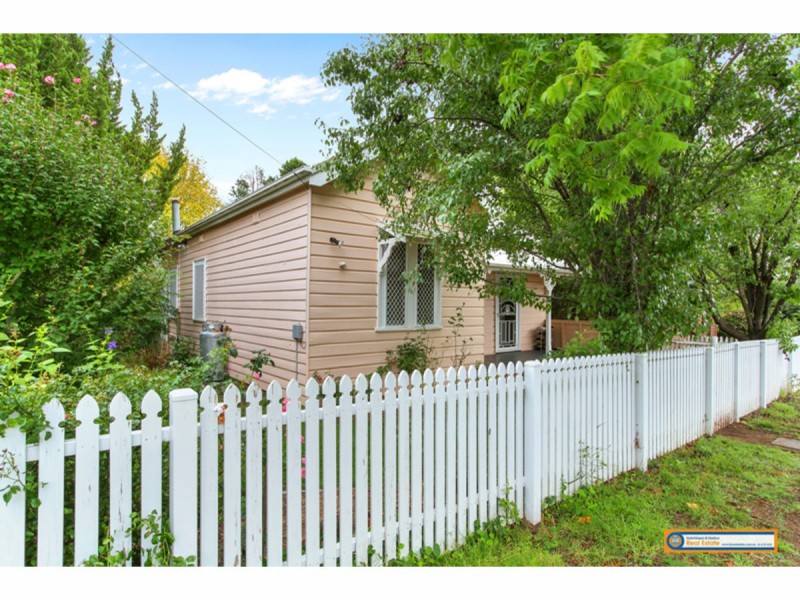 178 Allingham Street, Armidale NSW 2350