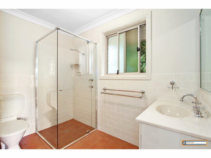 60 The Avenue, Armidale NSW 2350