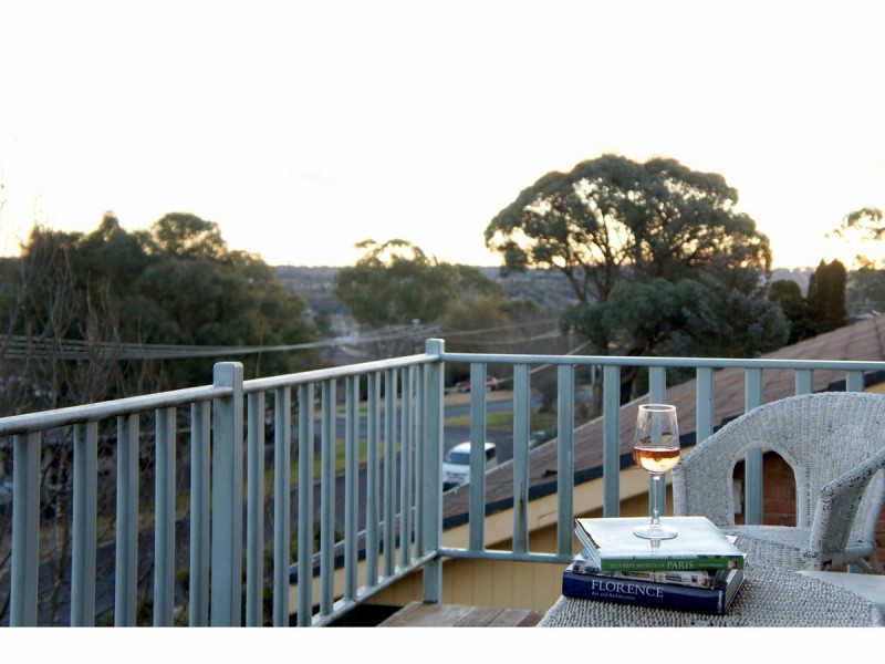 5 Blake Street, Armidale NSW 2350