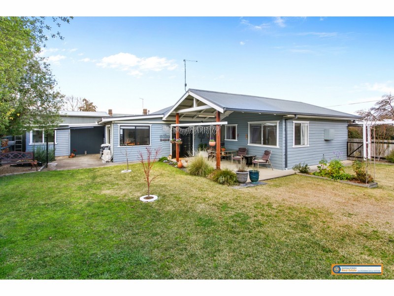 61 Newton Street, Armidale NSW 2350