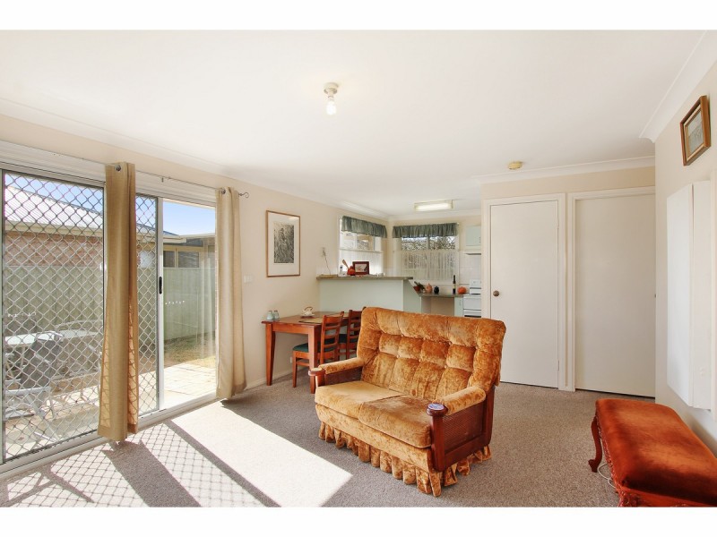 13 Grills Place, Armidale NSW 2350