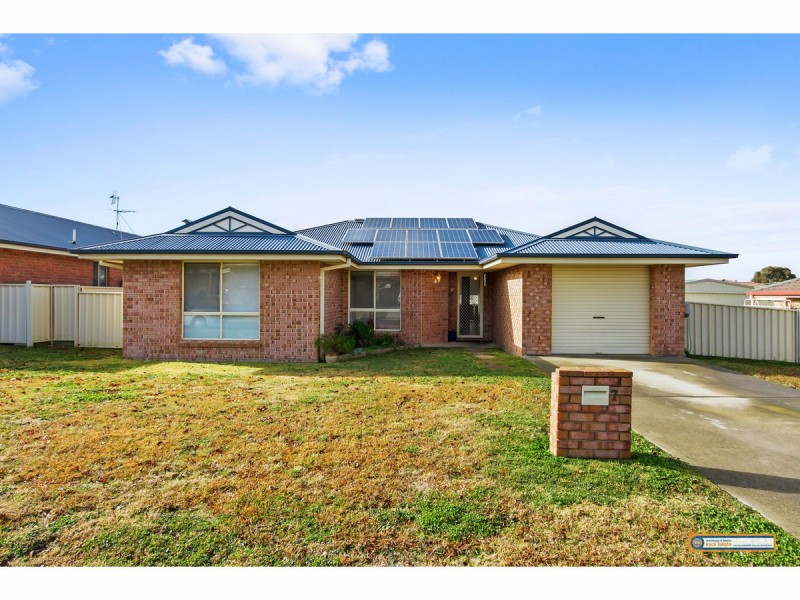 7 Aldred Avenue, Armidale NSW 2350