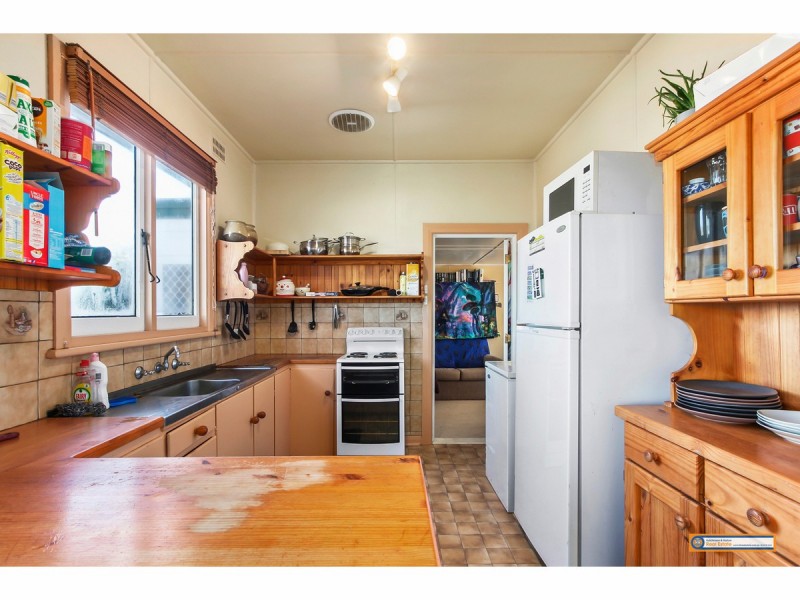 2 Quin Avenue, Armidale NSW 2350