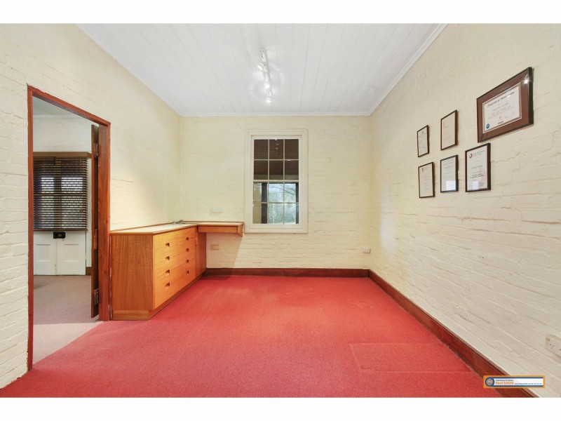 187 Kirkwood Street, Armidale NSW 2350