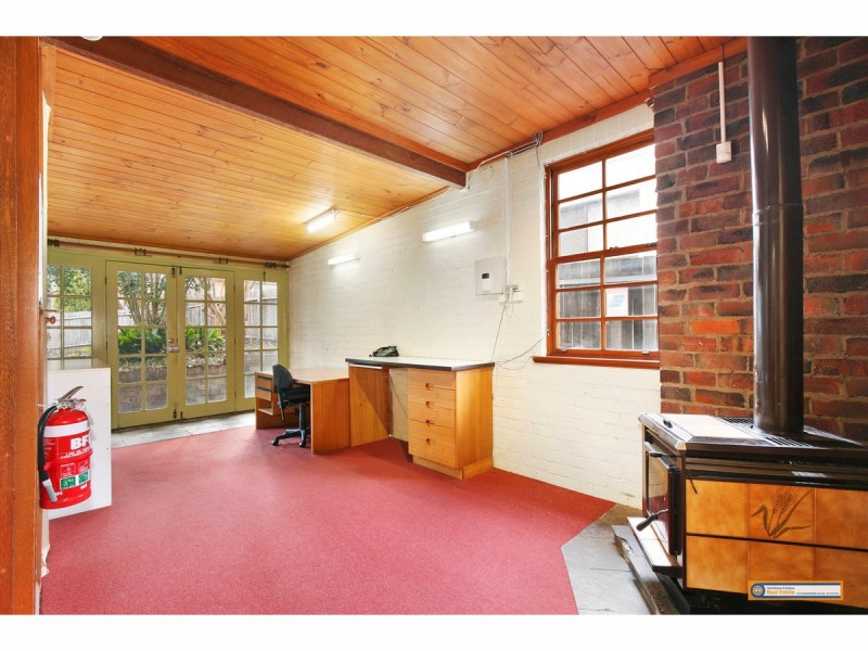 187 Kirkwood Street, Armidale NSW 2350