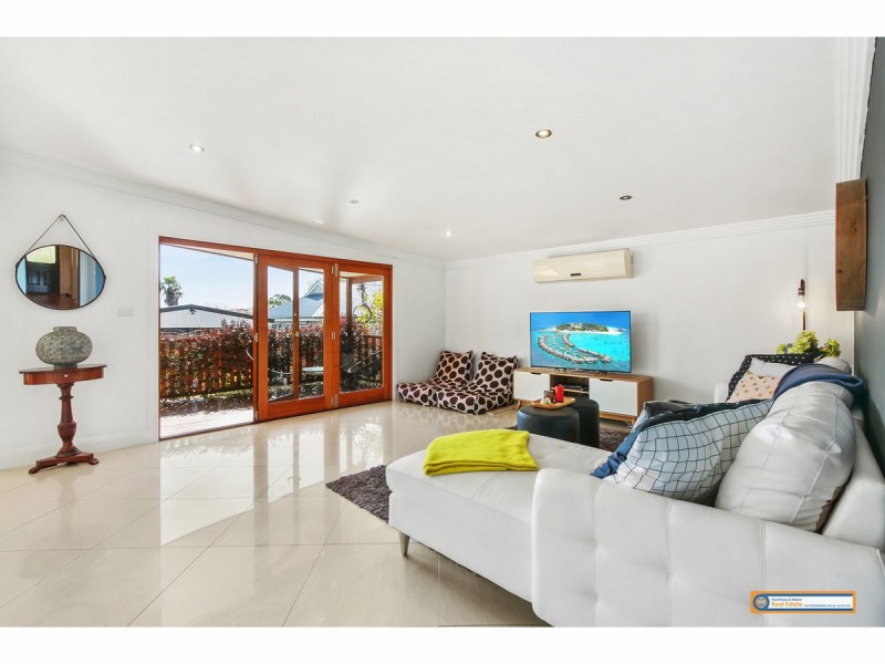 63 Barney Street, Armidale NSW 2350