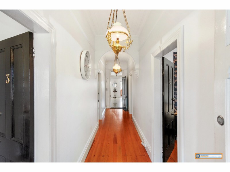 63 Barney Street, Armidale NSW 2350