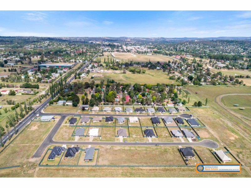 26 Pinto Street, Armidale NSW 2350