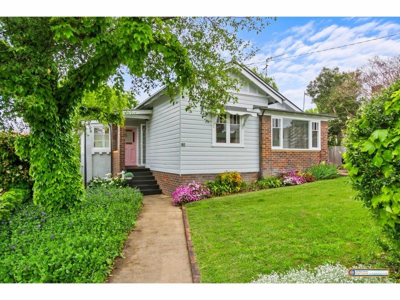 80 Mossman Street, Armidale NSW 2350
