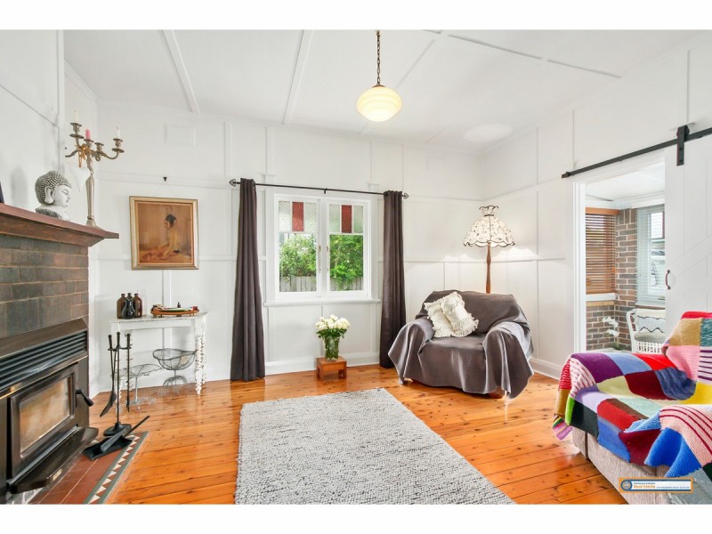 80 Mossman Street, Armidale NSW 2350