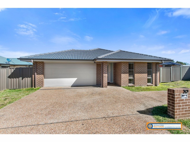 30 Holmfield Drive, Armidale NSW 2350