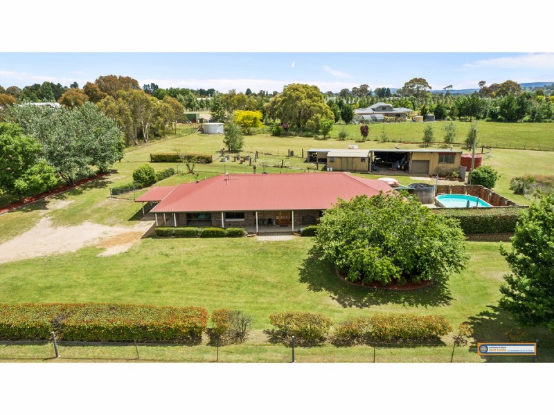 43 Tulong Road, Armidale NSW 2350