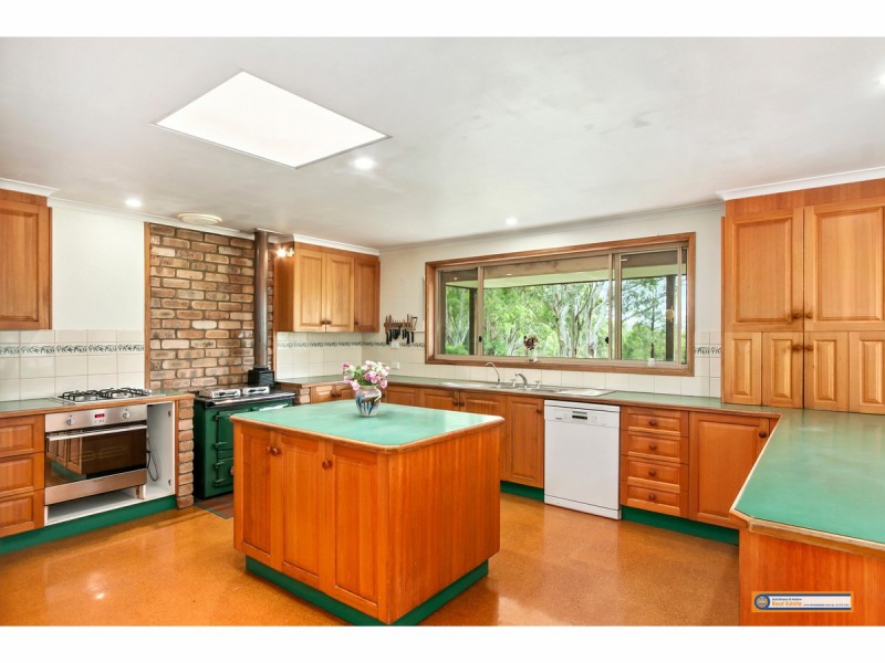 36 Brooklyn Road, Armidale NSW 2350