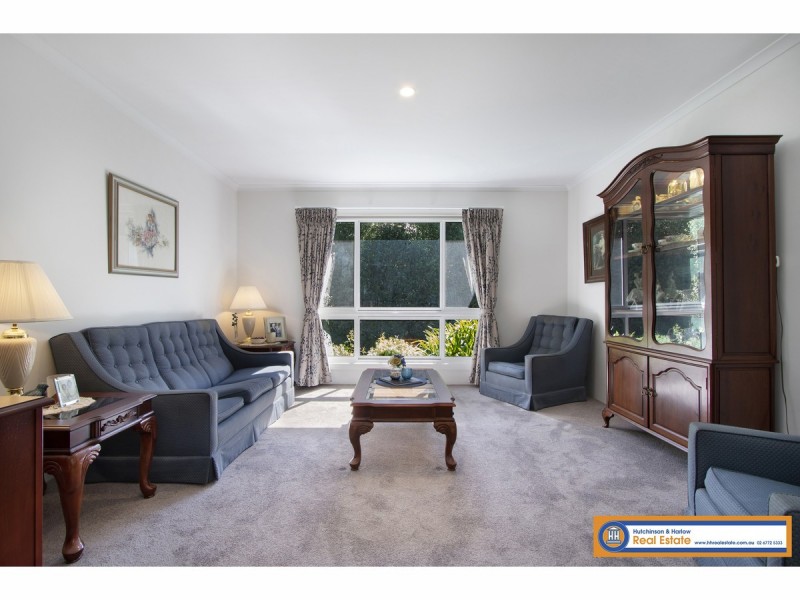 11 Holmfield Drive, Armidale NSW 2350