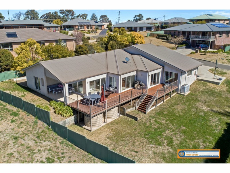 21 Hinton Terrace, Armidale NSW 2350