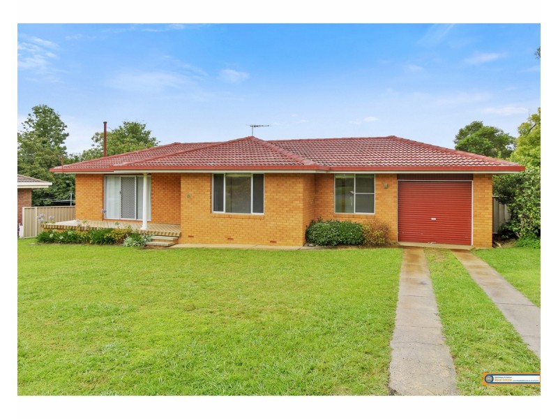 15 Chestnut Avenue, Armidale NSW 2350