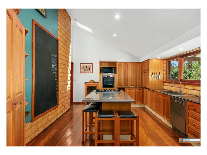 206 Mundays Lane, Armidale NSW 2350