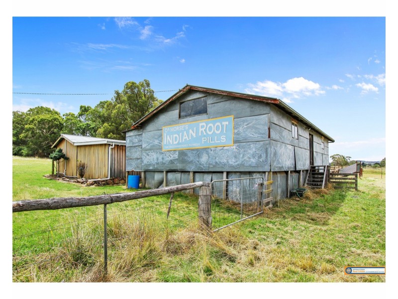 206 Mundays Lane, Armidale NSW 2350