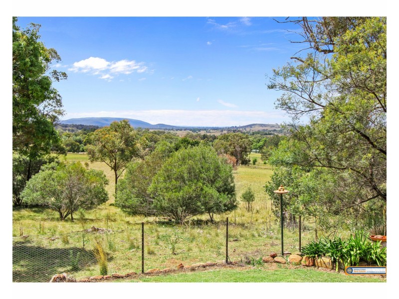 206 Mundays Lane, Armidale NSW 2350