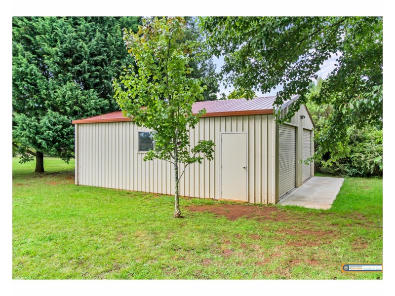 21 Westview Road, Armidale NSW 2350