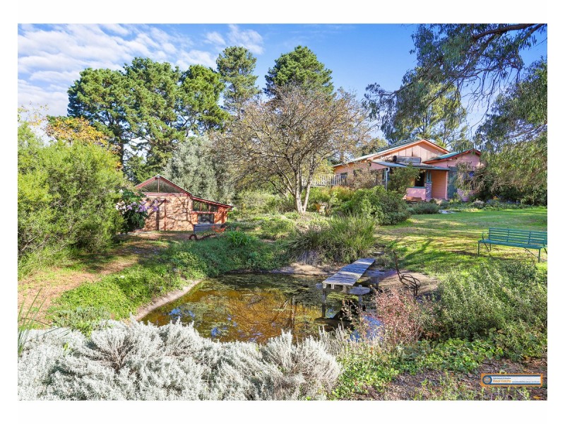 40 Sattlers Road, Armidale NSW 2350